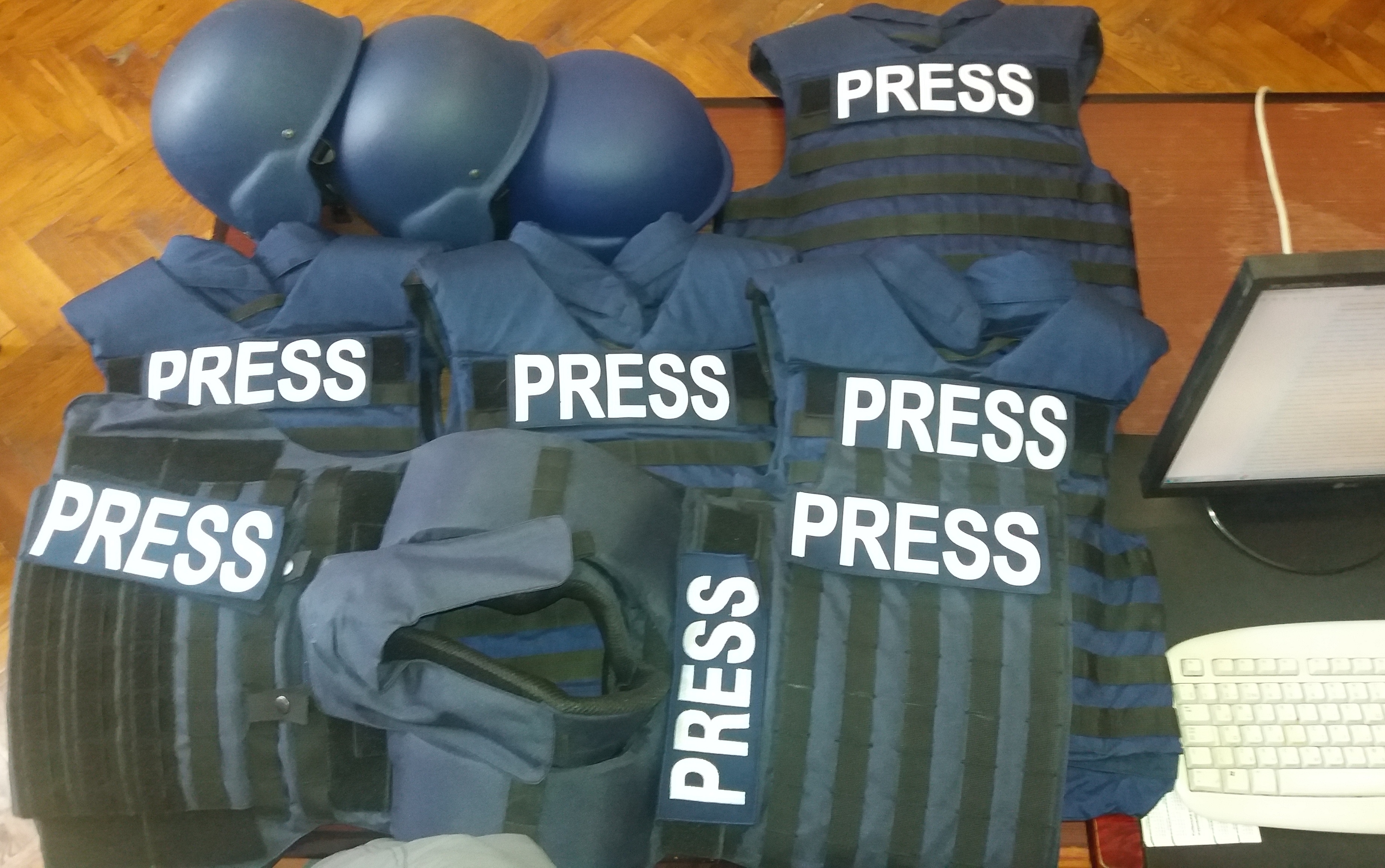 Журналісти можуть безкоштовно брати в НСЖУ бронежилети